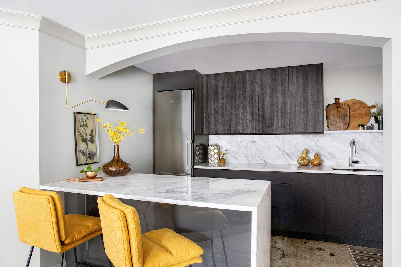 basement-kitchenette-interior-design-yellow-stools